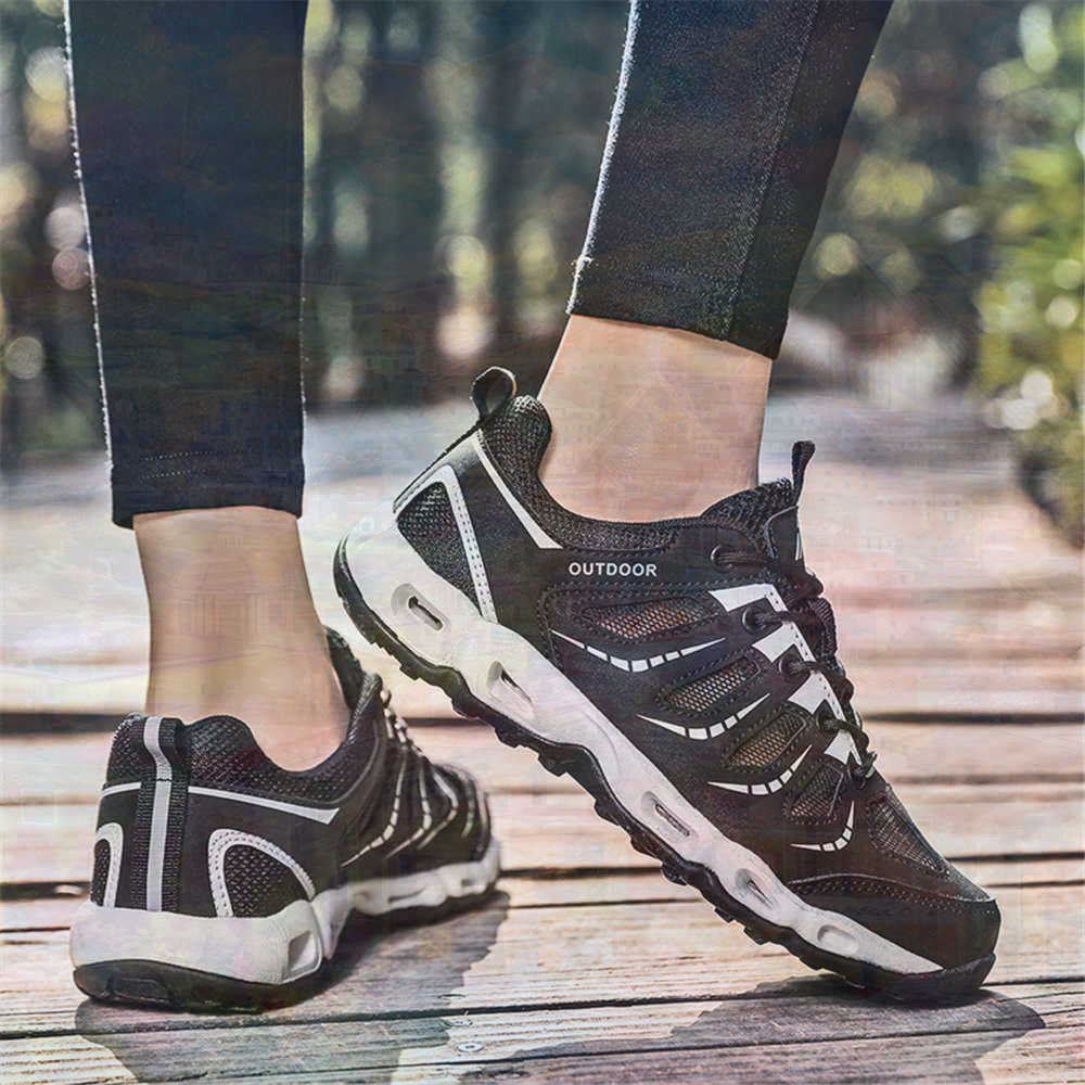 Sumer Round Tip Silver Sneaker - Women Formal Wear Types 评论和价格